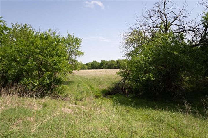 Property Photo:  214 20,000 Road  KS 67335 