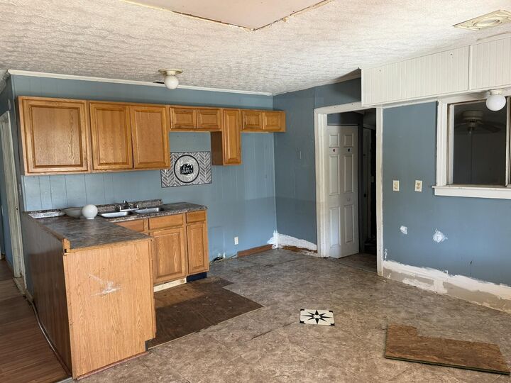 Property Photo: 1905 S 7th Street 1905 1/2 S 7th Street OH 45638