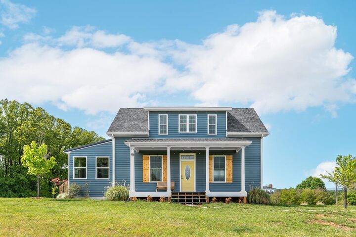 Property Photo: 1589 Clearview Road VA 24523