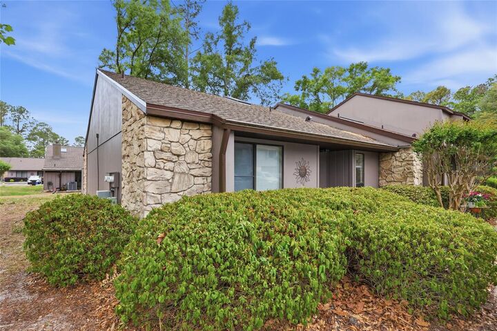 Property Photo:  3741 NW 56th Lane  FL 32653 