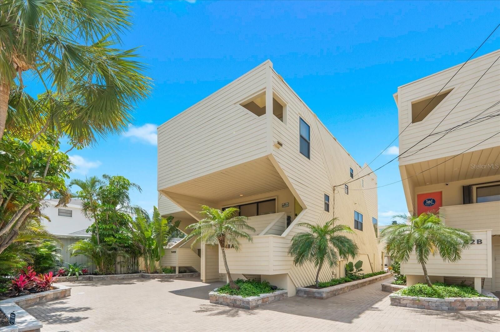 Property Photo:  548A Beach Road  FL 34242 