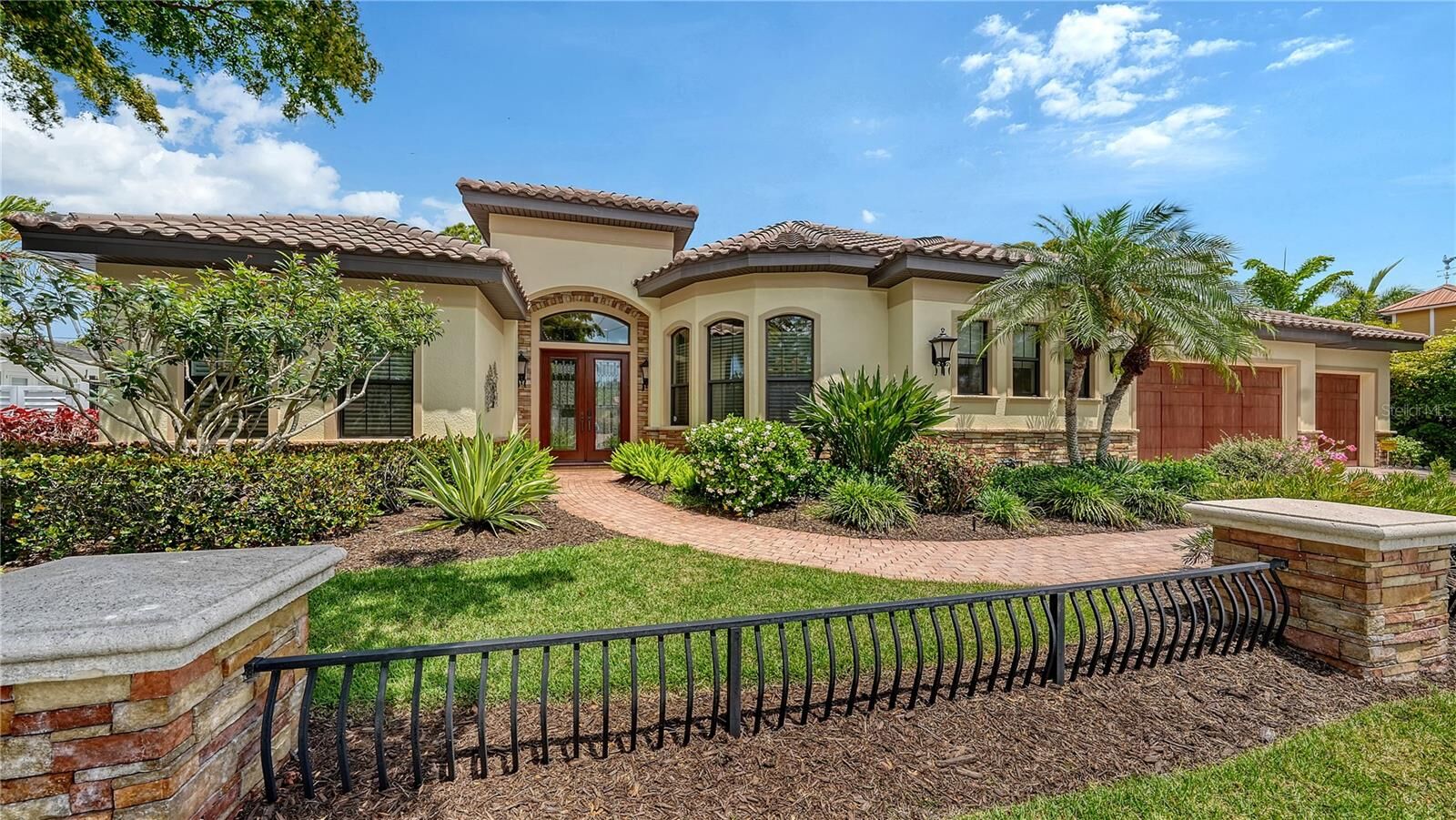 Property Photo:  1885 Clematis Street  FL 34239 