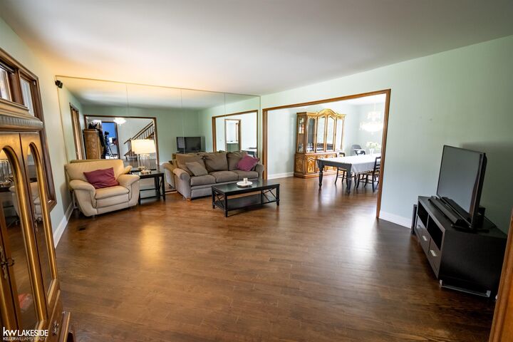 Property Photo: 37900 Saddle Lane MI 48036