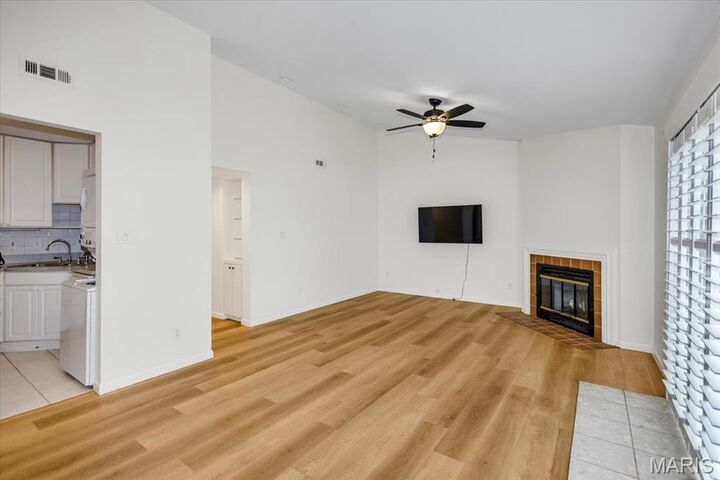 Property Photo:  9121 N Swan Circle  MO 63144 