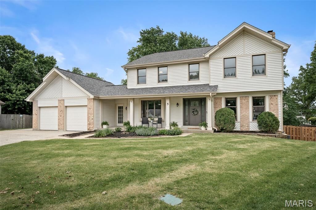 Property Photo:  5 Sheran Court  MO 63303 