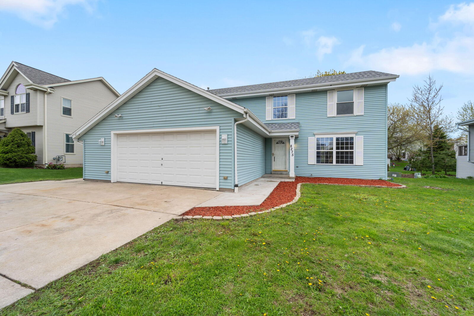 Property Photo:  8275 S Park View Ct  WI 53154 
