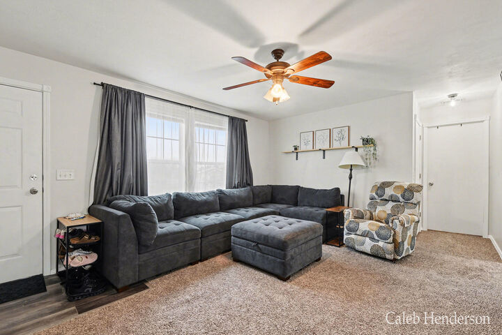 Property Photo:  1131 Glasgow Avenue  MI 49348 