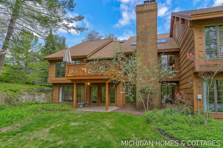 Property Photo:  309 Glen Garry Court  MI 49423 
