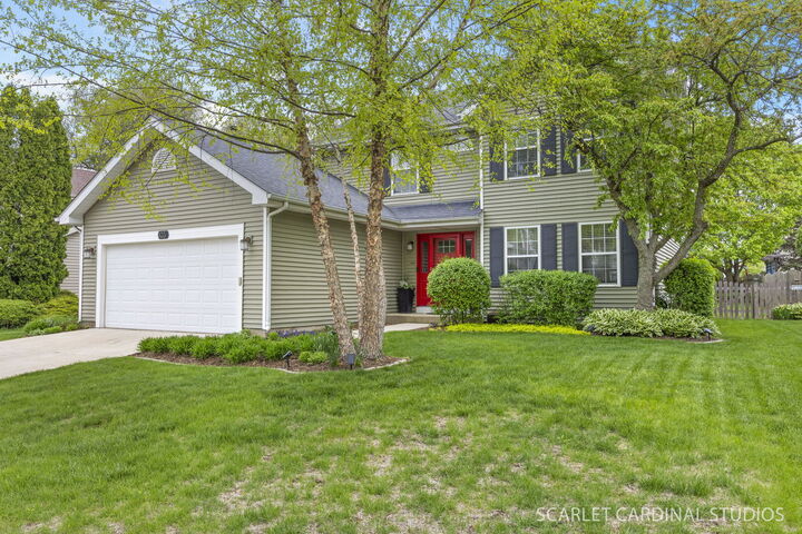 Property Photo:  103 Forestview Lane  IL 60502 