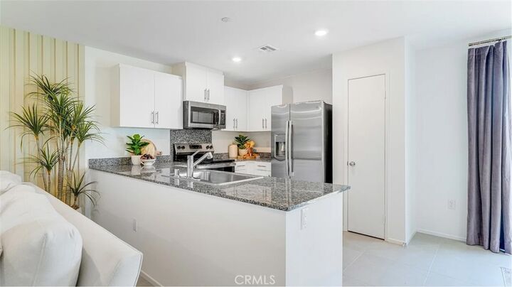 Property Photo:  1397 Noble Rein Drive  CA 92582 