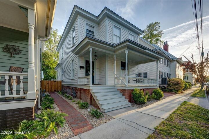 Property Photo:  229 New Street  NC 28560 