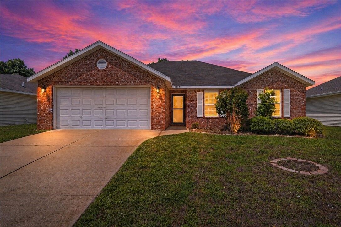 Property Photo:  6208 Meadow Well Avenue  AR 72713 