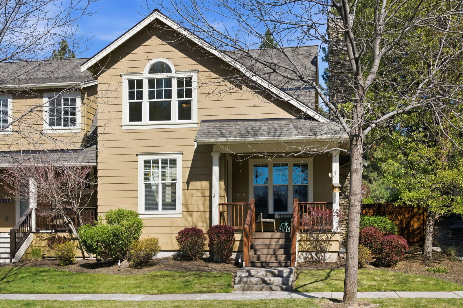 Property Photo:  1436 NW William Clark Street  OR 97703 