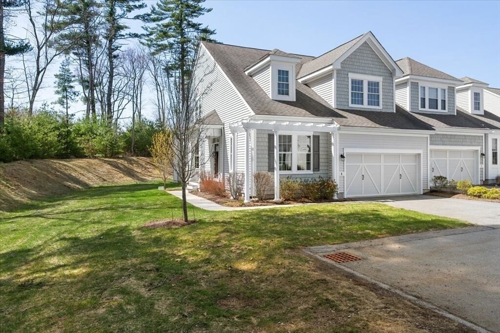 Property Photo:  9 Madison Drive 9  MA 01746 