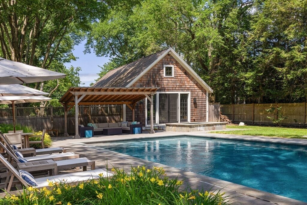 Property Photo: 29 Pleasant St MA 02043