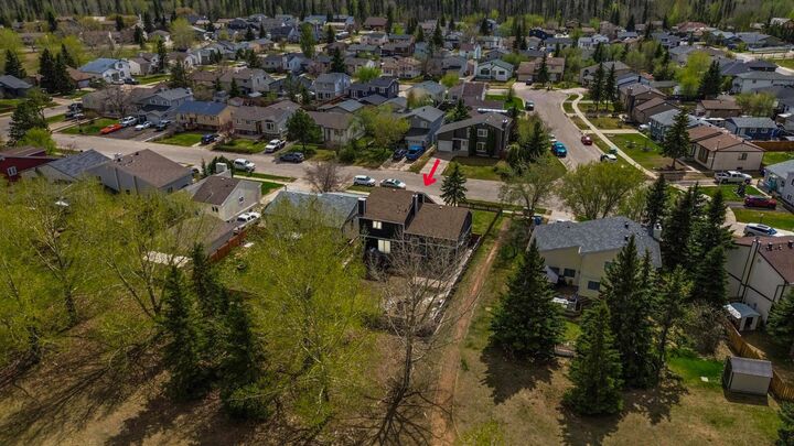 Property Photo: 189 Brooks Place AB T9K 2E6