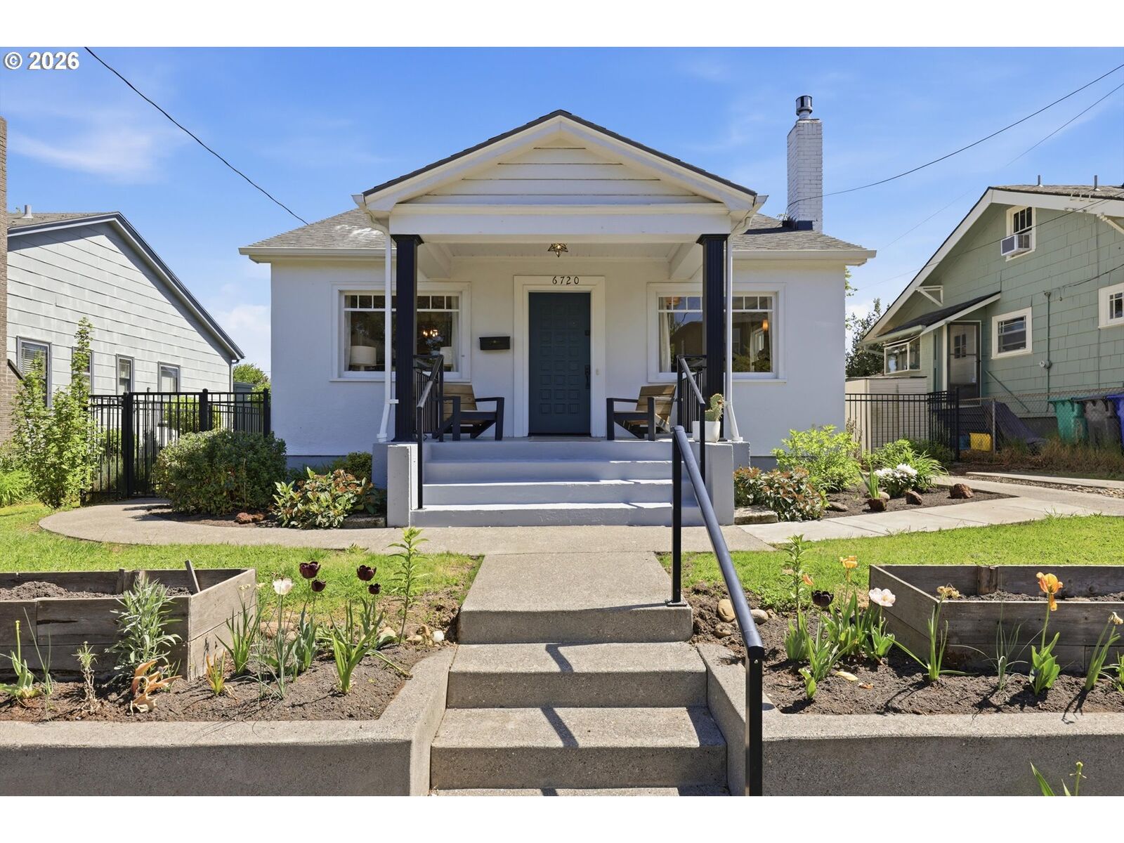 Property Photo:  6720 NE Rodney Ave  OR 97211 