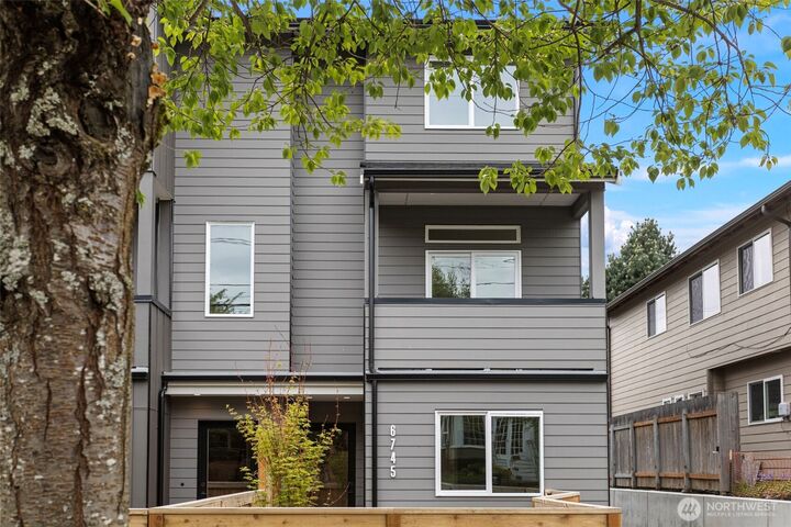Property Photo:  6745  Earl Avenue NW  WA 98117 