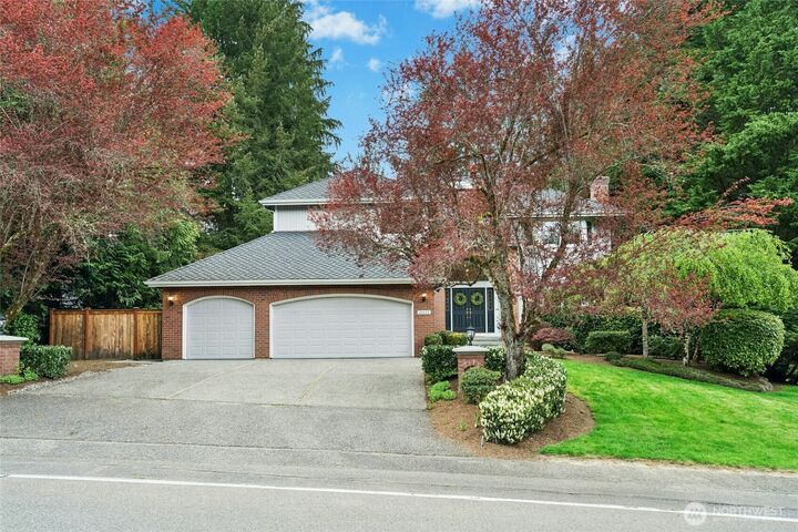Property Photo:  12837  197th Place NE  WA 98077 