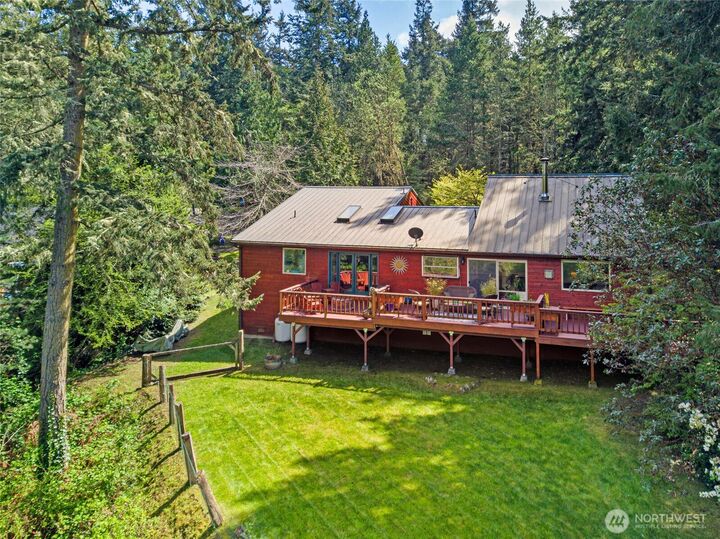 Property Photo:  93  Heather Court  WA 98250 