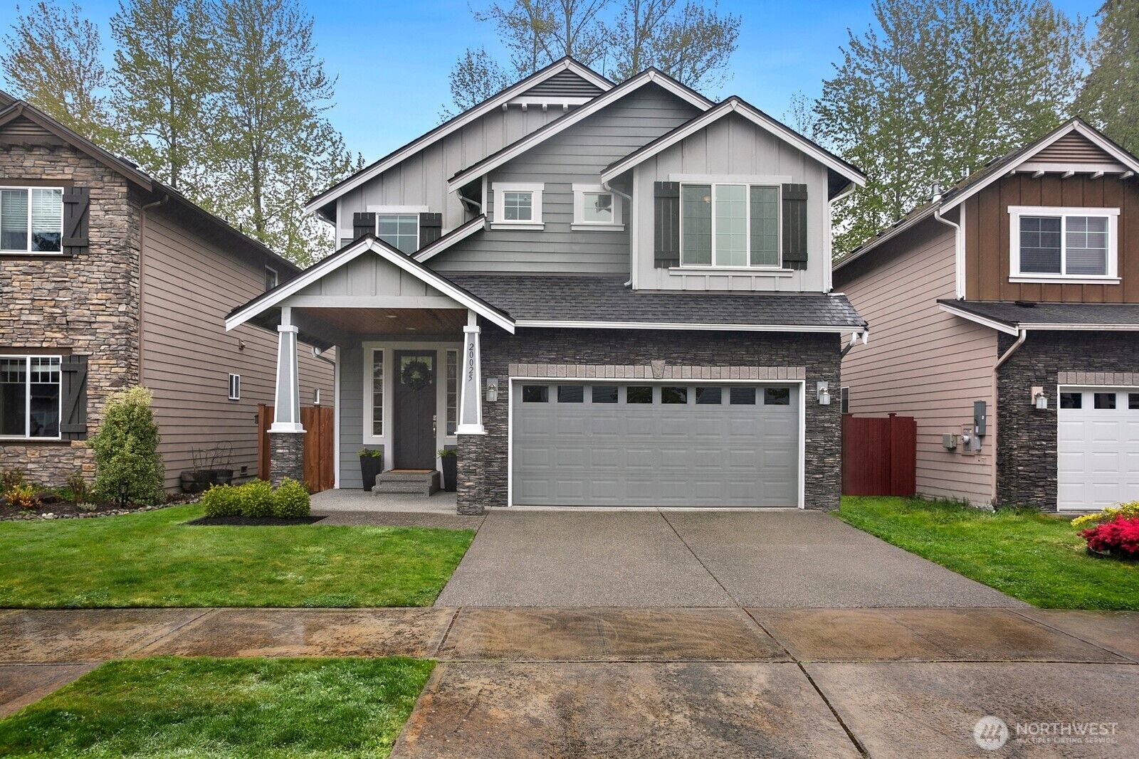 Property Photo:  20025  6th Place W  WA 98036 