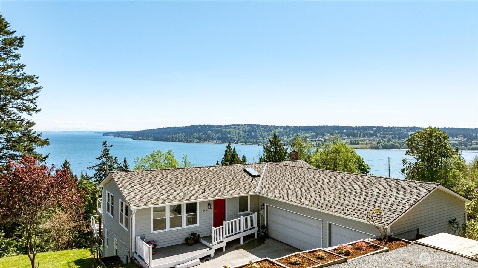 Property Photo:  4444  Norris Lane  WA 98277 