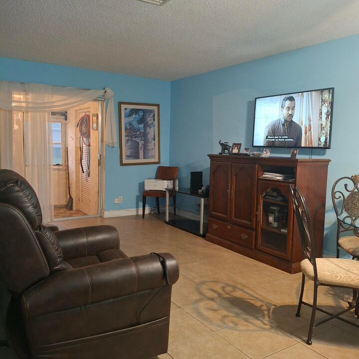 Property Photo:  2569 Dudley Drive W D  FL 33415 