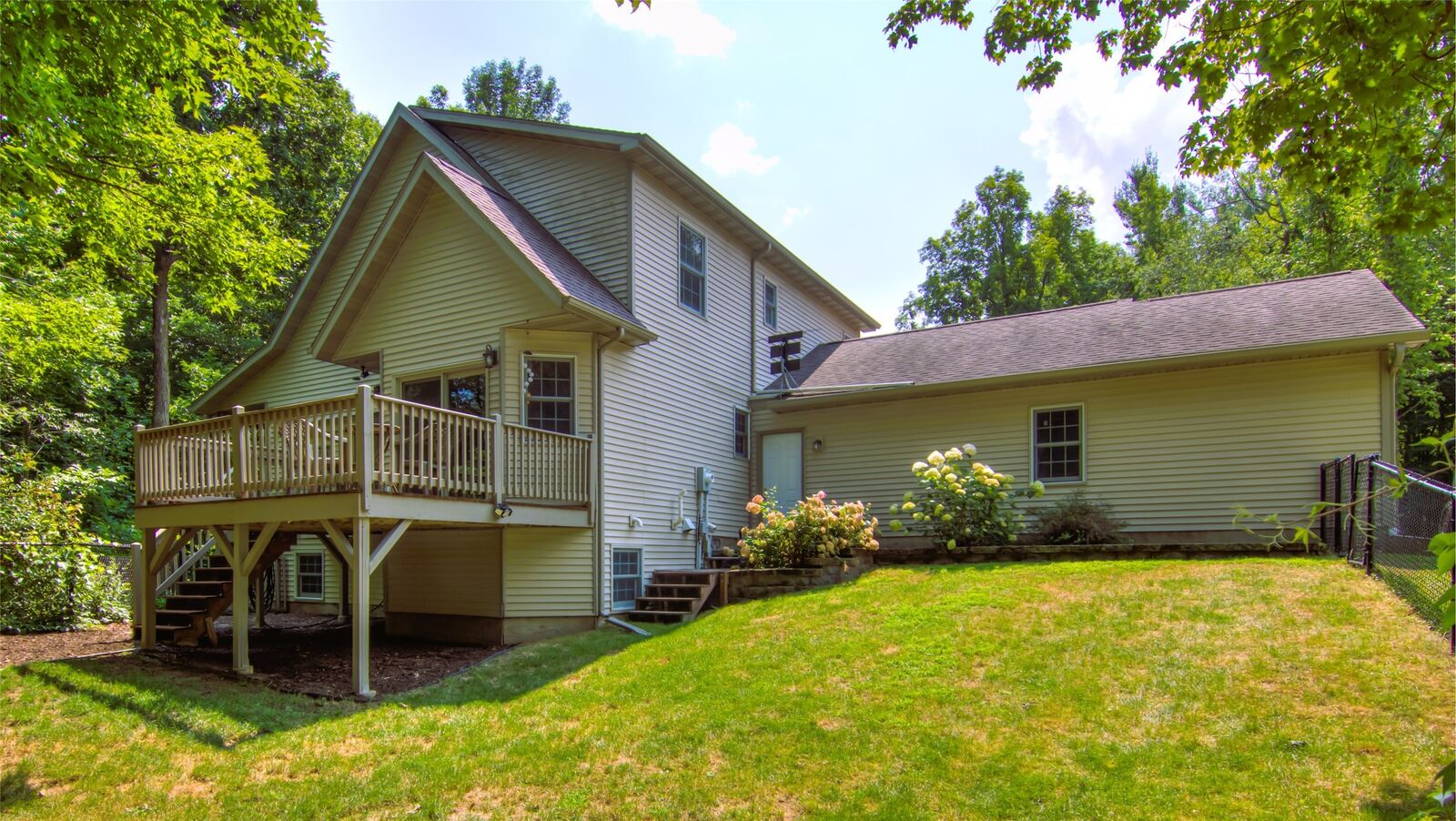 Property Photo:  1305 River Avenue E  WI 54848 