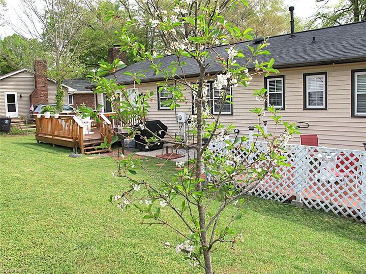 Property Photo: 203 Capistrano Drive NC 27103