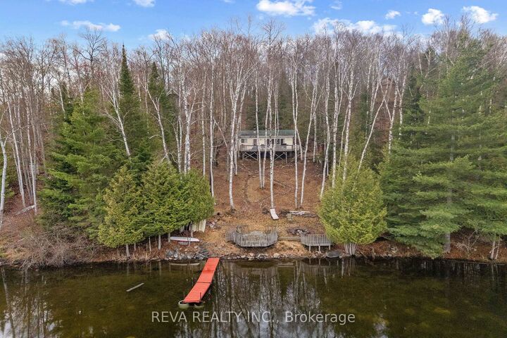 115 West Mullet Lake Drive — photo 1