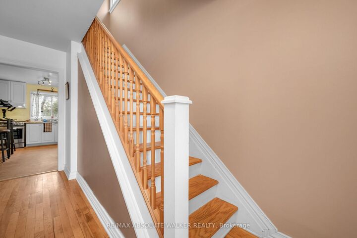 Property Photo: 144 Viewmount Drive ON K2G 3B7