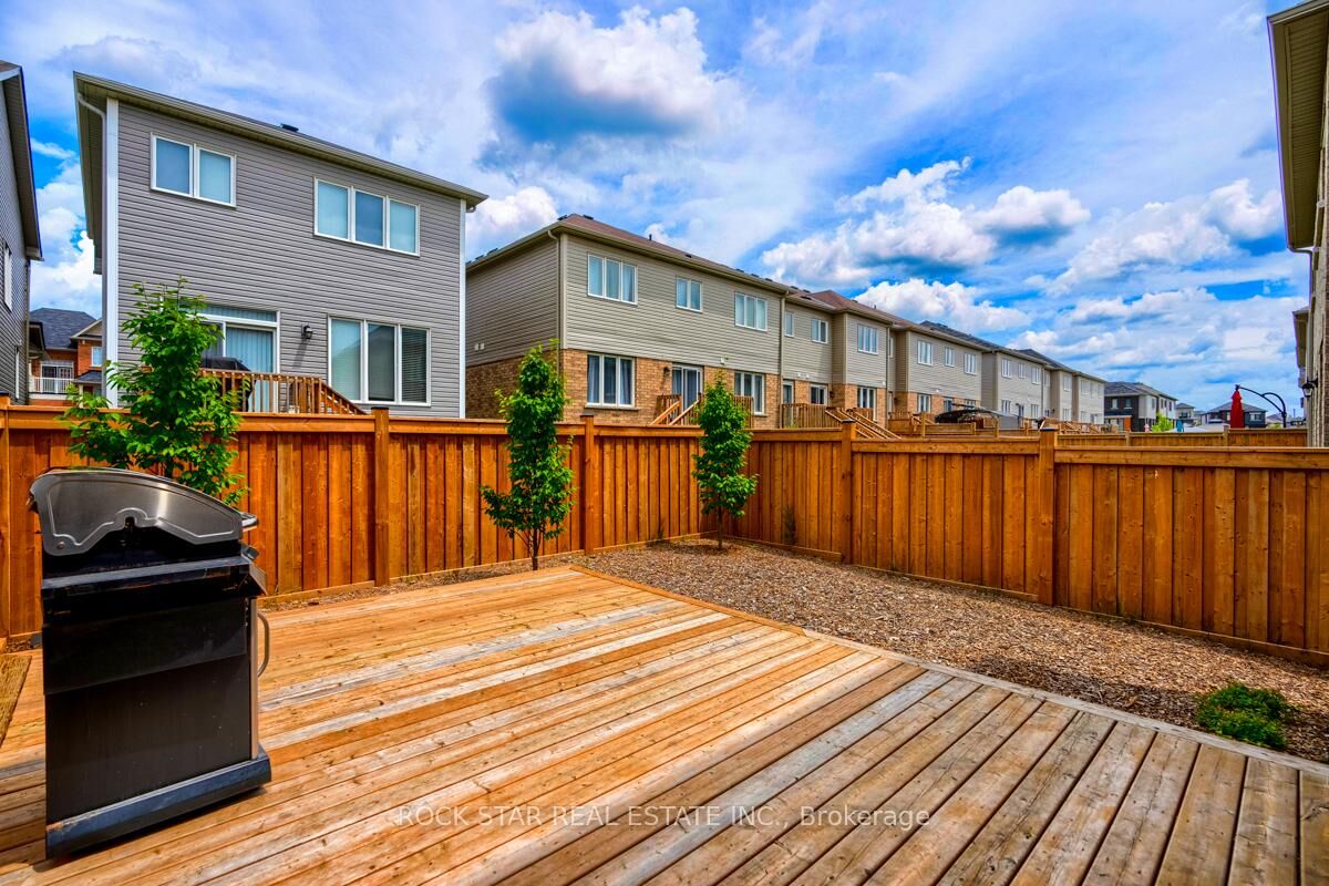 Property Photo: 331 Dolman Street ON N0B 1M0