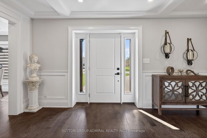 Property Photo:  517 Aintree Drive  ON L4A 7H6 