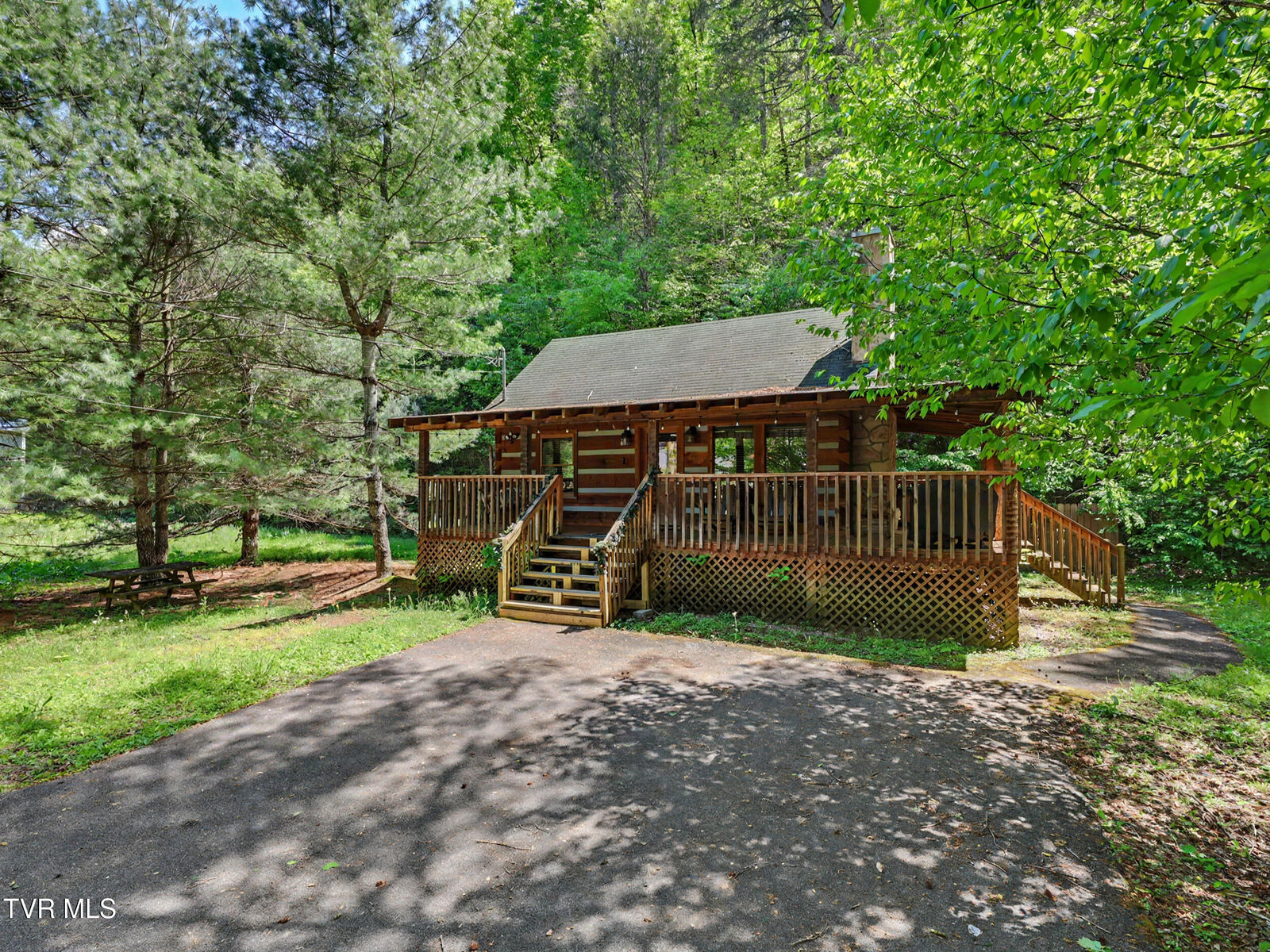 Property Photo:  1561 Jobey Green Hollow Road  TN 37876 