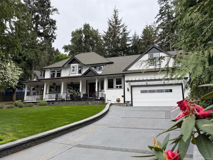 Property Photo: 7072 Willis Point Rd BC V9E 2A1