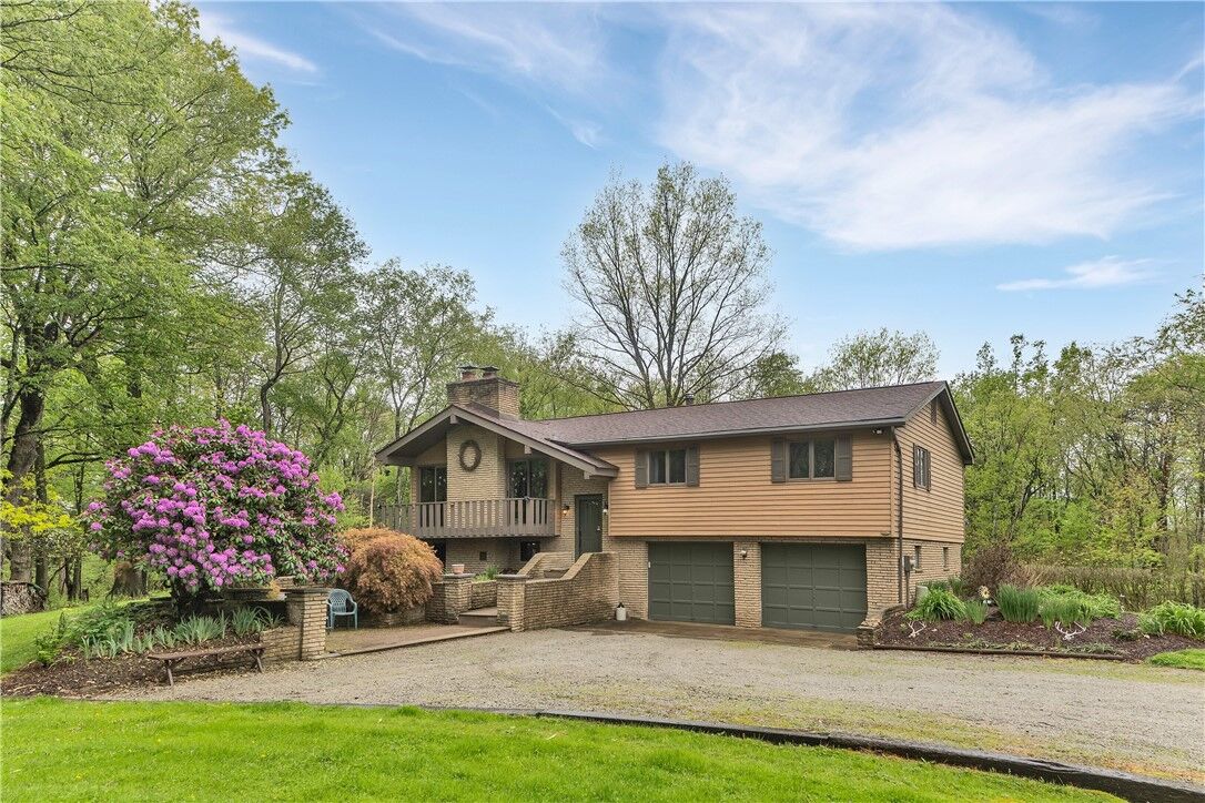 Property Photo:  318 Hines Lane  PA 15632 