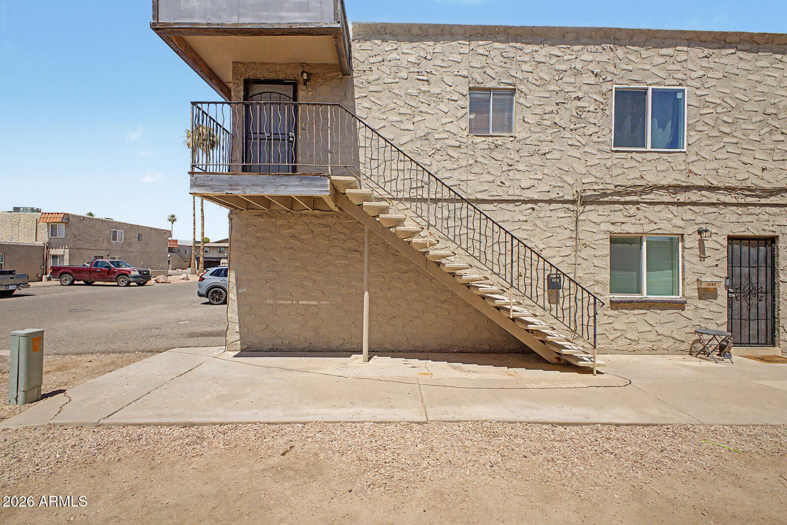 Property Photo:  1209 N 47th Place  AZ 85008 