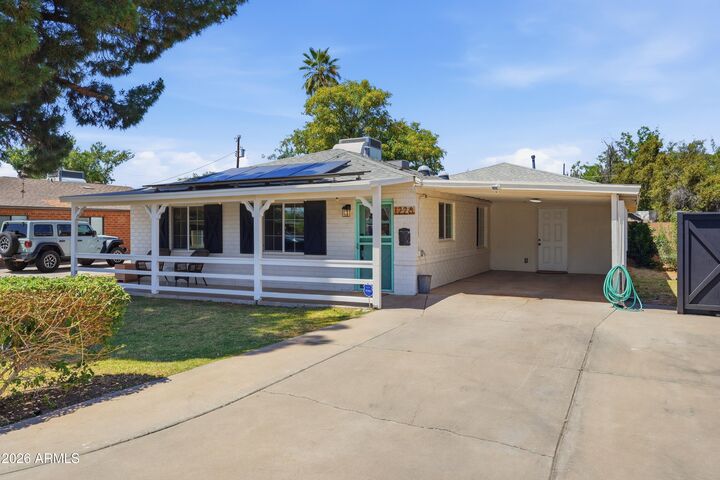 Property Photo:  1226 E Colter Street  AZ 85014 