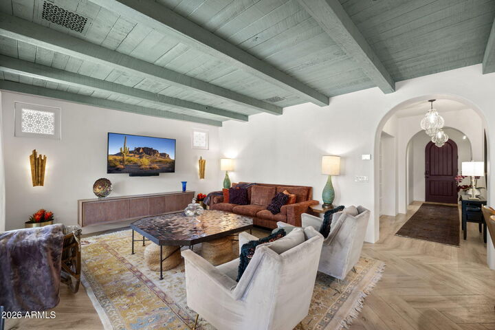 Property Photo:  313 E Lime Court  AZ 85140 