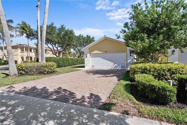 Property Photo: 14610 Ferrara Ct FL 34135