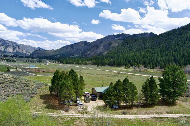 Property Photo:  4942 E Baumgartner Rd  ID 83647 