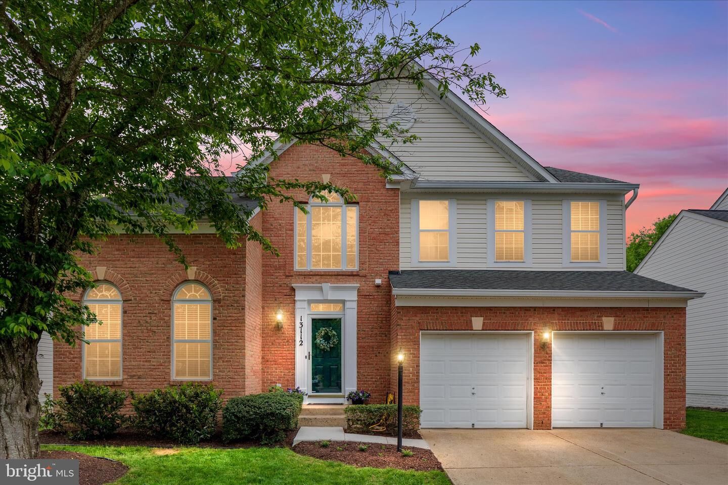 Property Photo: 13112 Bigleaf Maple Court VA 20155