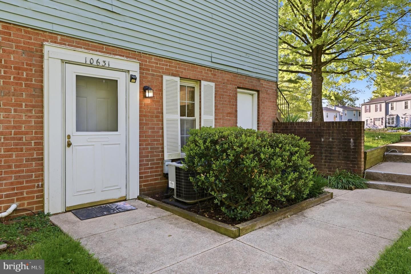 Property Photo:  10631 Shasta Court T-1  MD 20872 