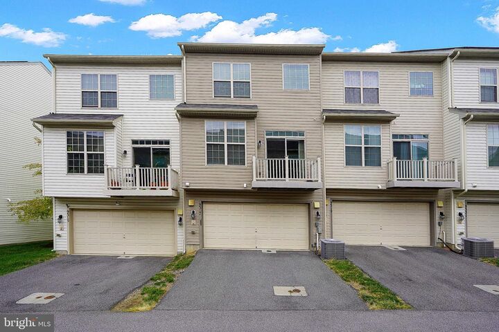 Property Photo:  9317 Geaton Park Place  MD 20706 