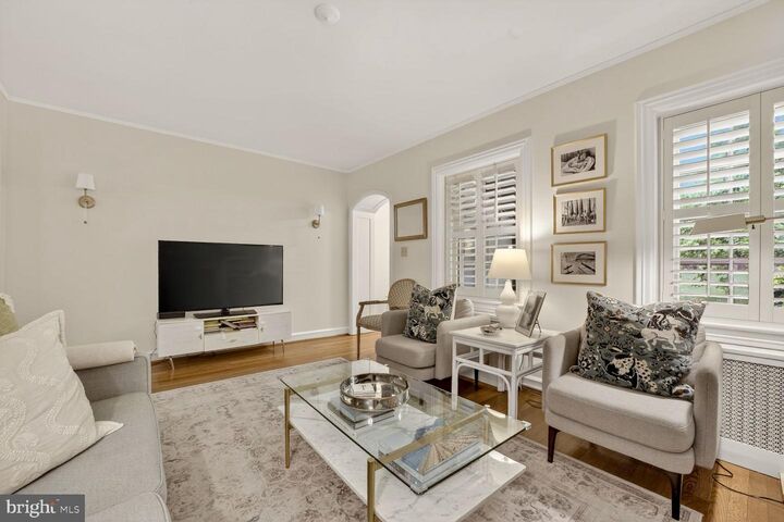 Property Photo:  1605 44th Street NW  DC 20007 