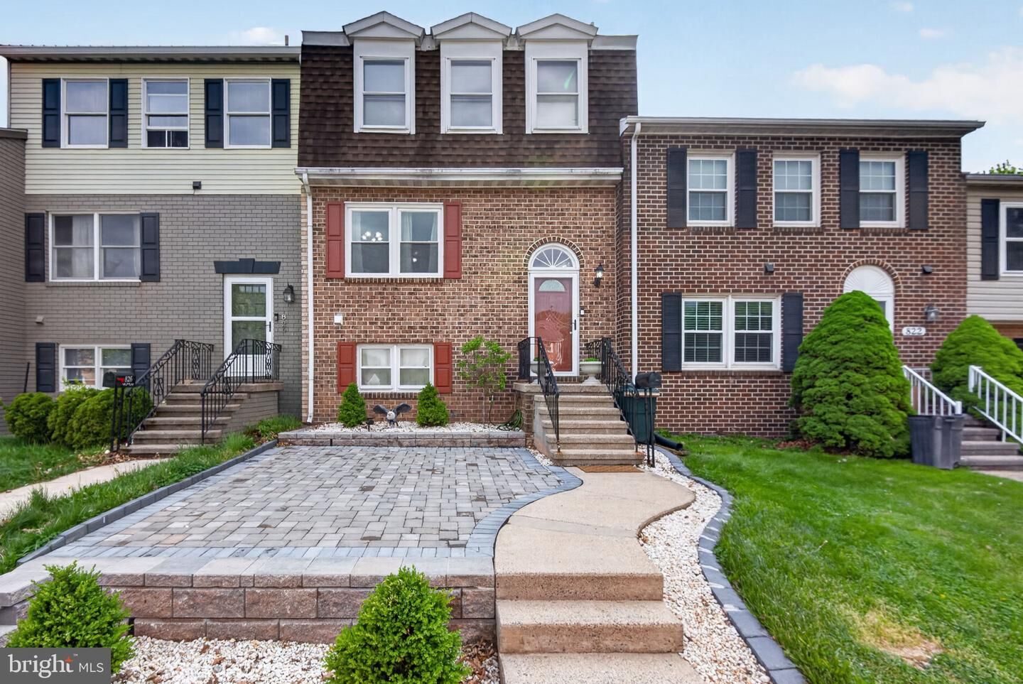 Property Photo:  824 Woodlawn Drive  PA 17201 
