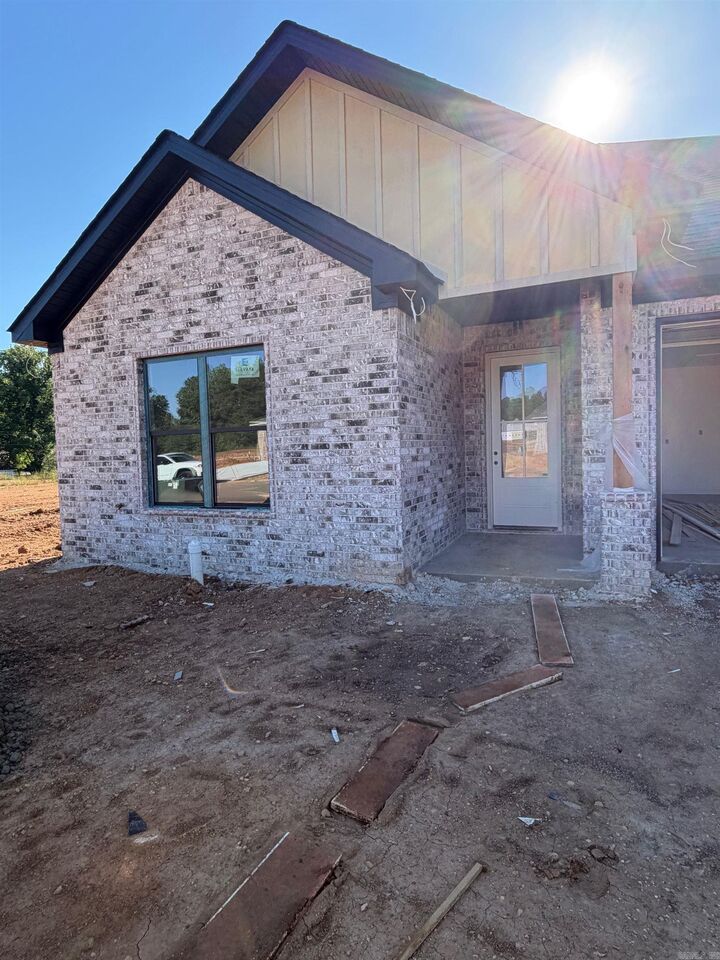 Property Photo:  109 Fitzgerald Drive  AR 72015 