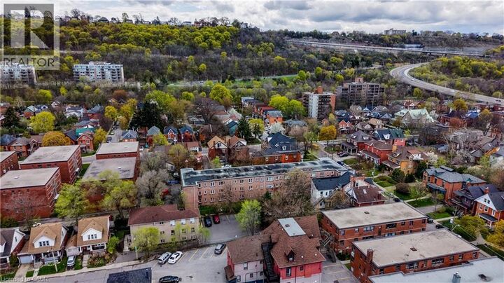 Property Photo:  137 Emerald Street South 25  ON L8N 2V4 