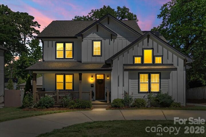 Property Photo:  1517 Princess Place  NC 28208 