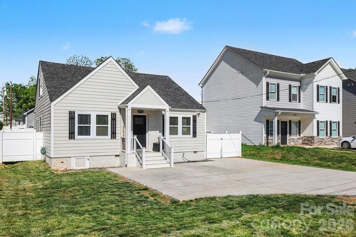Property Photo:  3816 Freedom Drive  NC 28208 